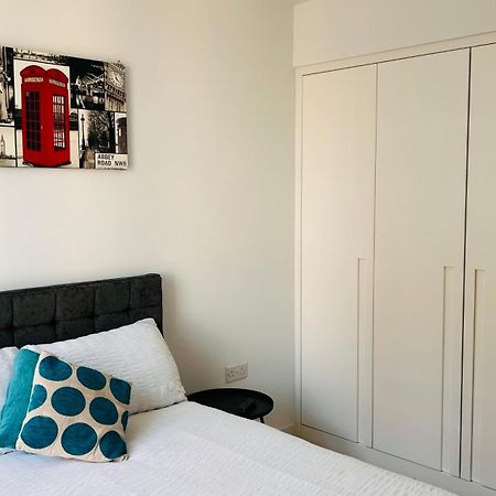 Lush Living - Double Room With Private Bathroom لندن المظهر الخارجي الصورة