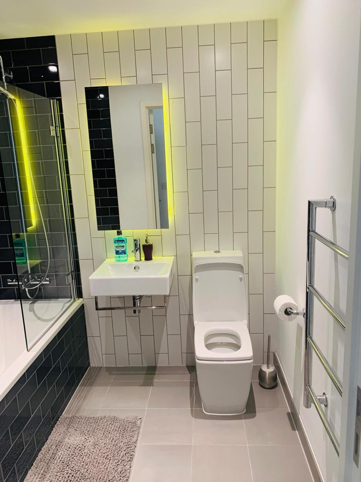 Lush Living - Double Room With Private Bathroom لندن المظهر الخارجي الصورة